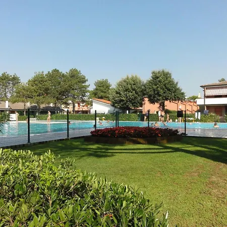 Villaggio Azzurro - *