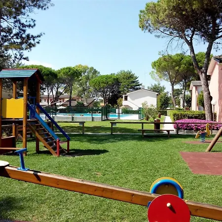 Апартаменти Villaggio Azzurro - Бібіоне