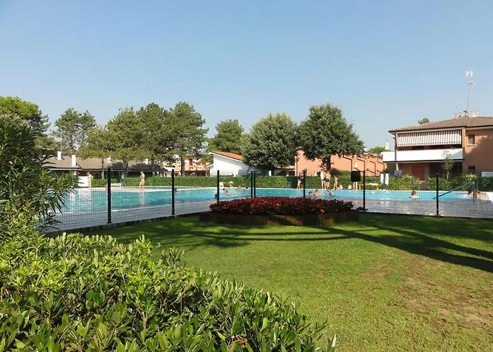Villaggio Azzurro - *